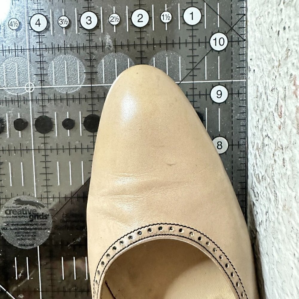 Salvatore Ferragamo Women Size 8.5 AAAA Creme Taupe Leather Heels Pump Shoes - Picture 15 of 15